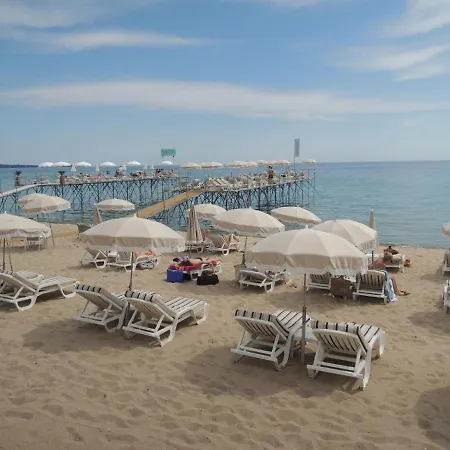 Luxury Family 2br - Prime Location, Walk To & Shopping, Sunny Balcony - Totolulu Hoche Appartement Cannes