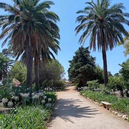 Luxury Family 2br - Prime Location, Walk To & Shopping, Sunny Balcony - Totolulu Hoche Appartement Cannes