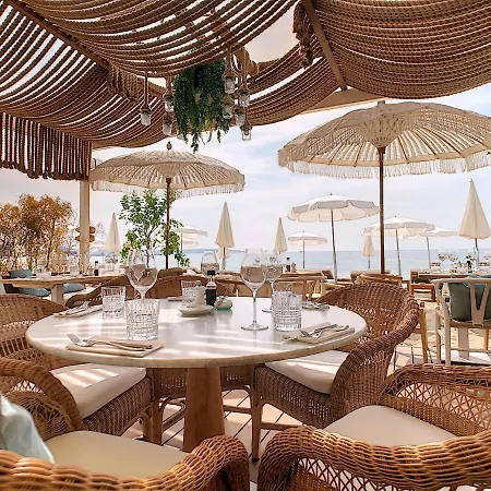 Luxury Family 2br - Prime Location, Walk To & Shopping, Sunny Balcony - Totolulu Hoche * Cannes